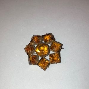 Stunning Citrine colored Starburst Brooch